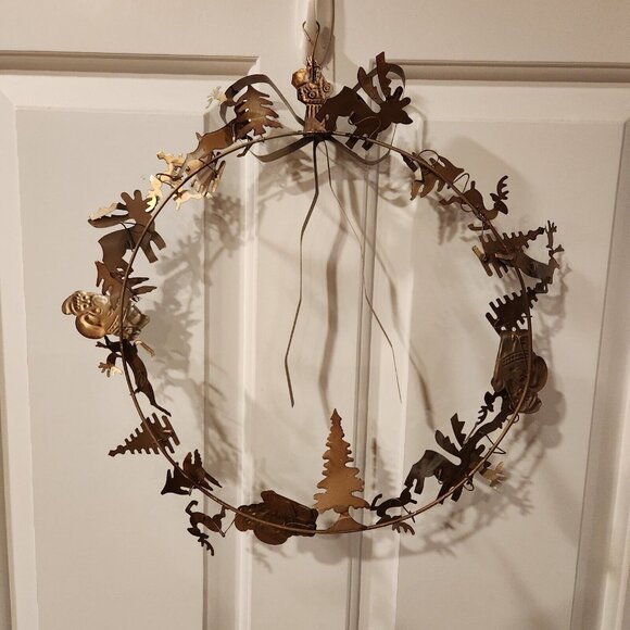 Dresden Brass Christmas Holiday Wreath Petite Choses Reindeer Santa Tree Bow 12" - Picture 10 of 14